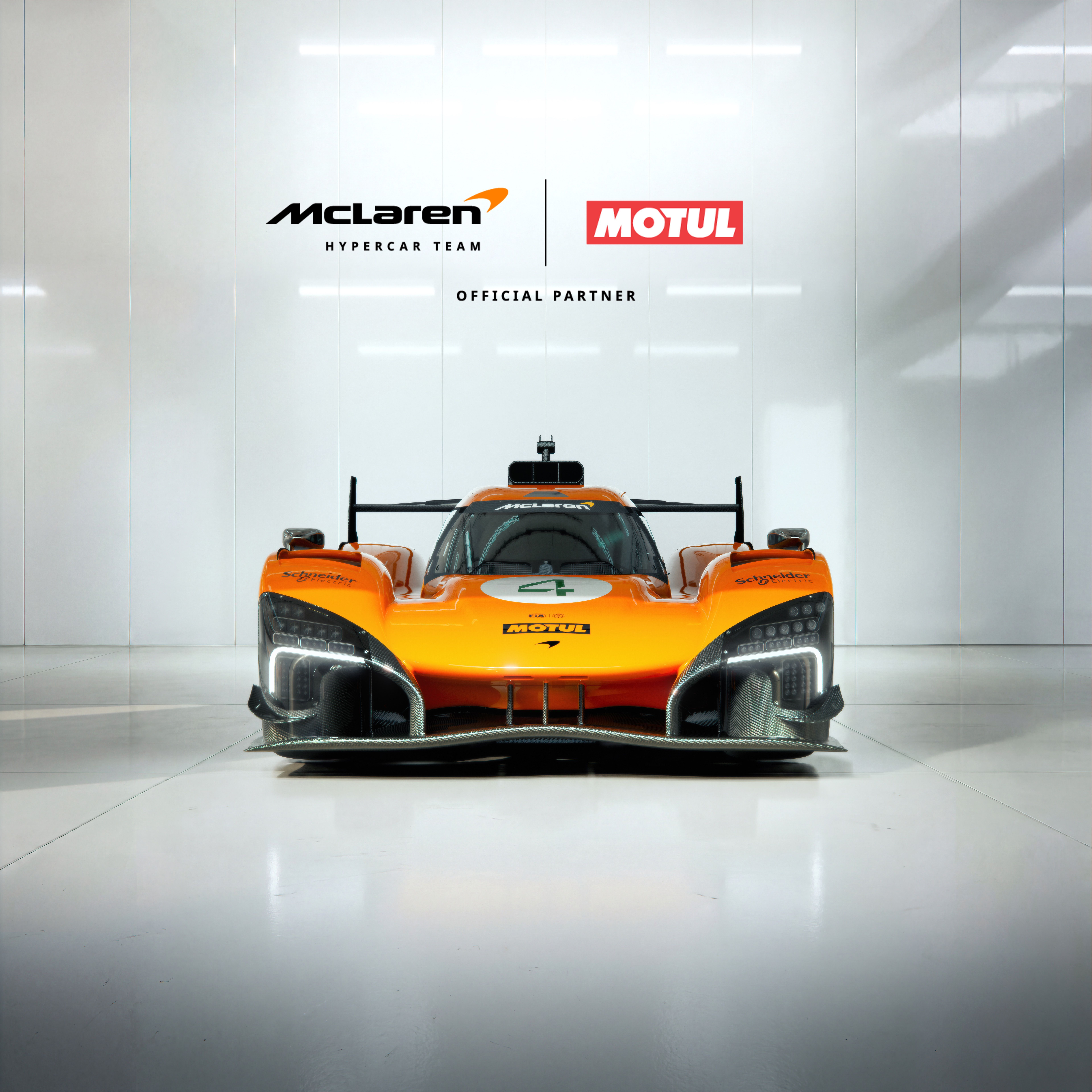 BD_Shot_01_Garage_8_K_1_1_3762575430.jpeg