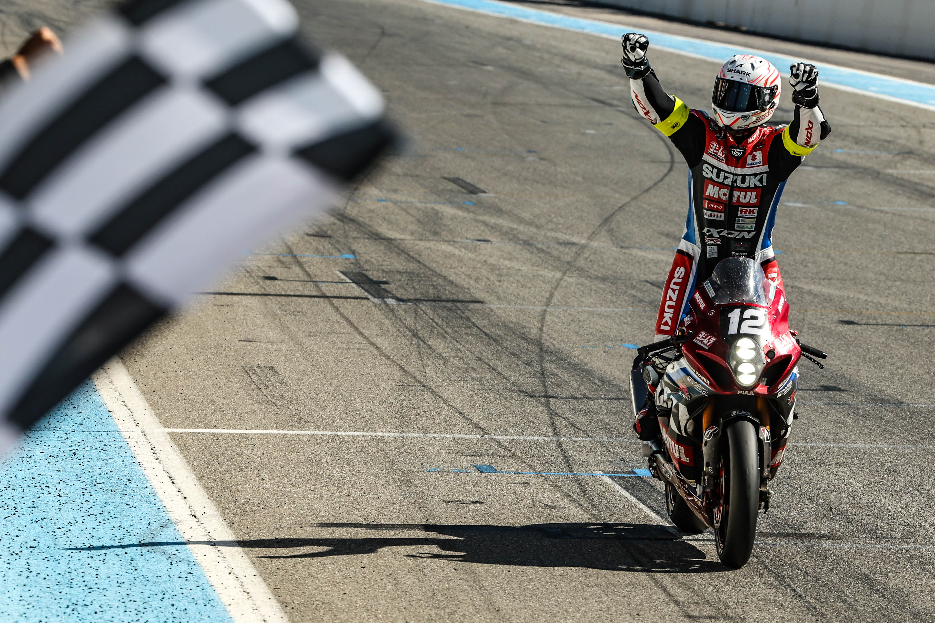 D045423_Fim_Ewc_Bol_Dor_2024_R