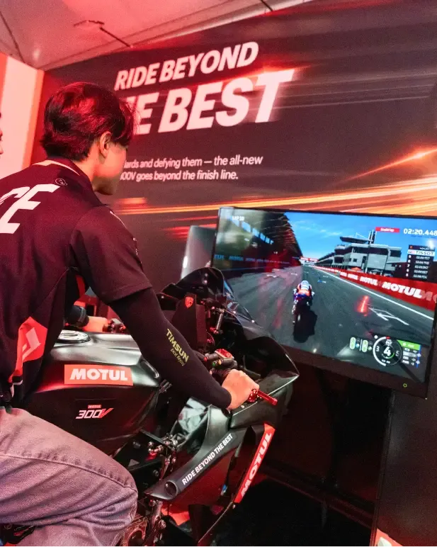 Motul Booth Game
